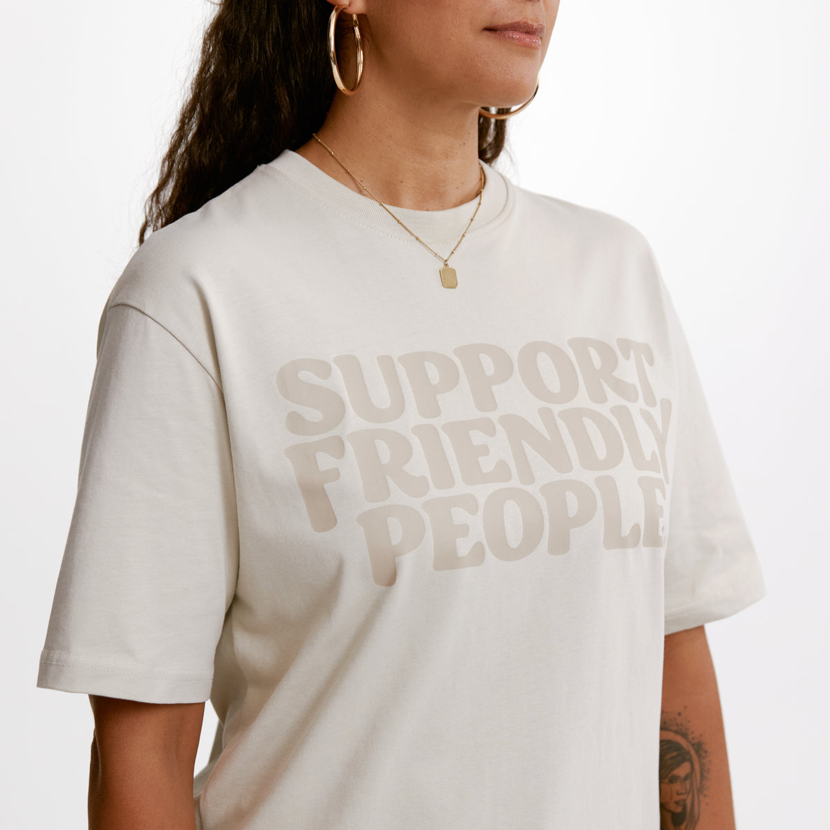 SUPPORT FRIENDLY PEOPLE SFP x SONRA STATEMENT T-Shirt 459775